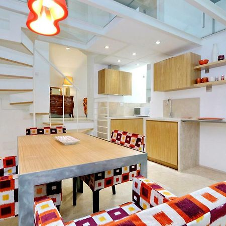 Design Loft Campo Dei Fiori Apartment Rome Bagian luar foto