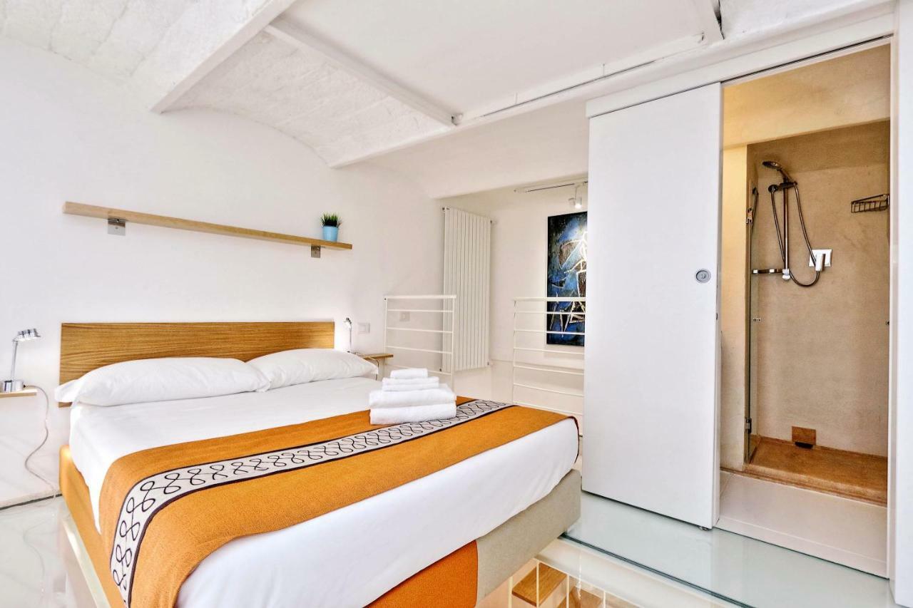 Design Loft Campo Dei Fiori Apartment Rome Bagian luar foto