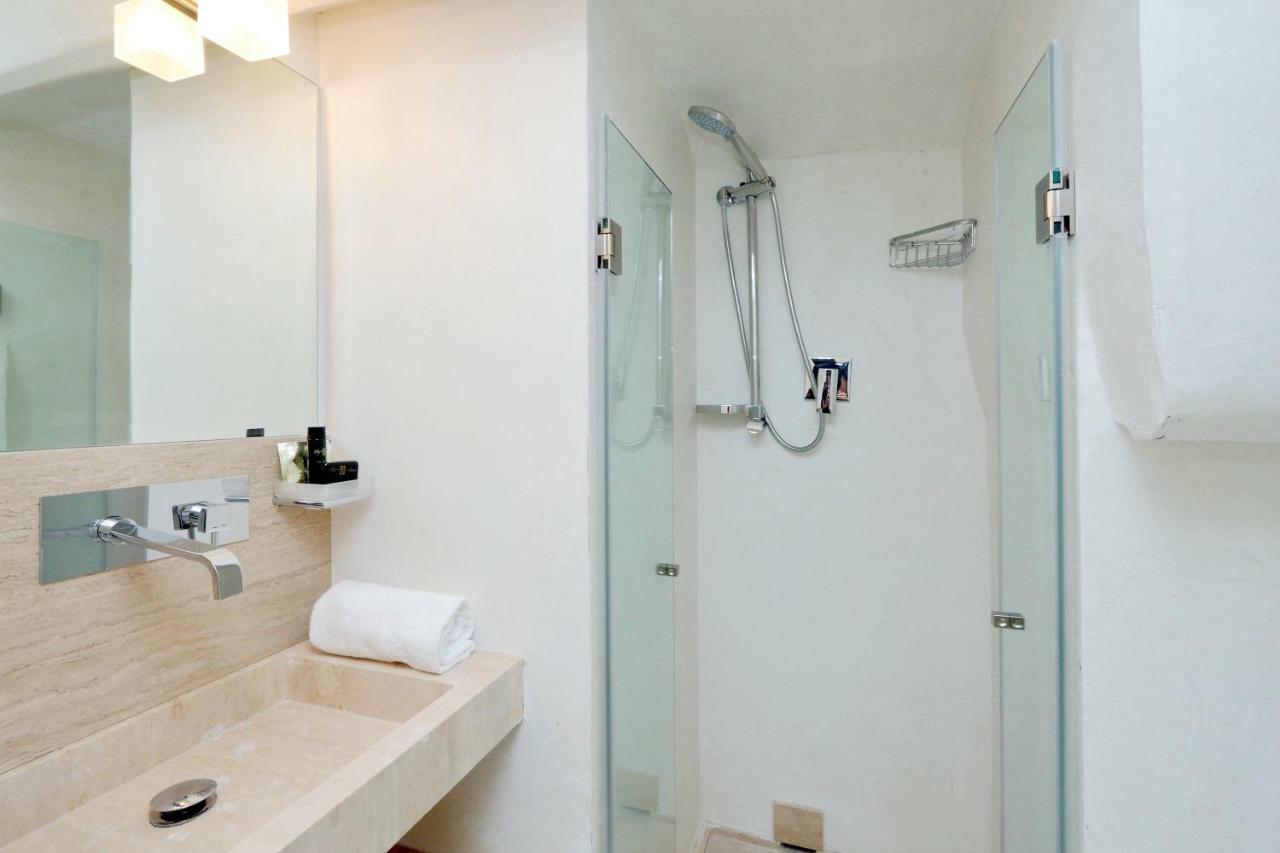 Design Loft Campo Dei Fiori Apartment Rome Bagian luar foto