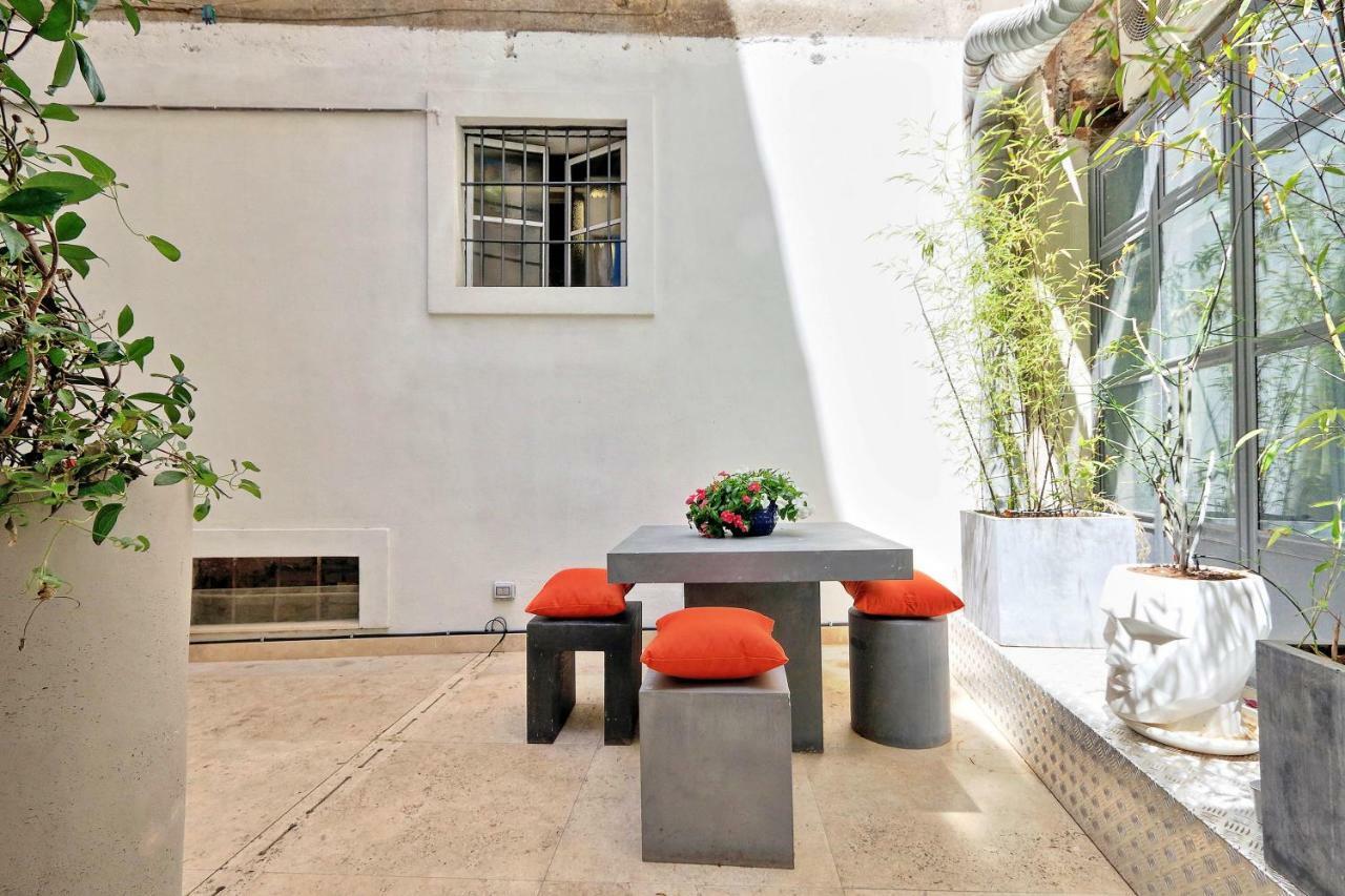 Design Loft Campo Dei Fiori Apartment Rome Bagian luar foto