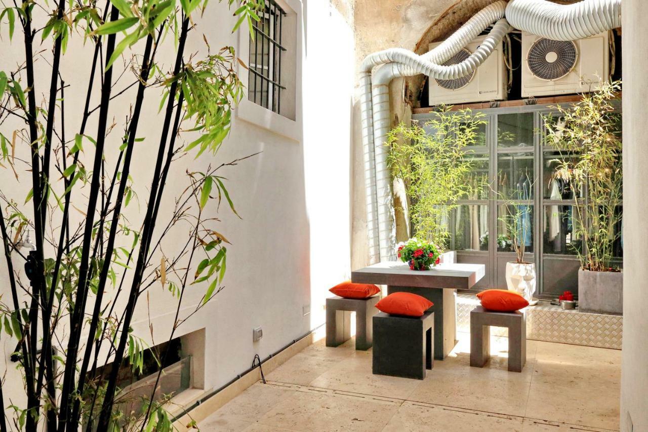 Design Loft Campo Dei Fiori Apartment Rome Bagian luar foto