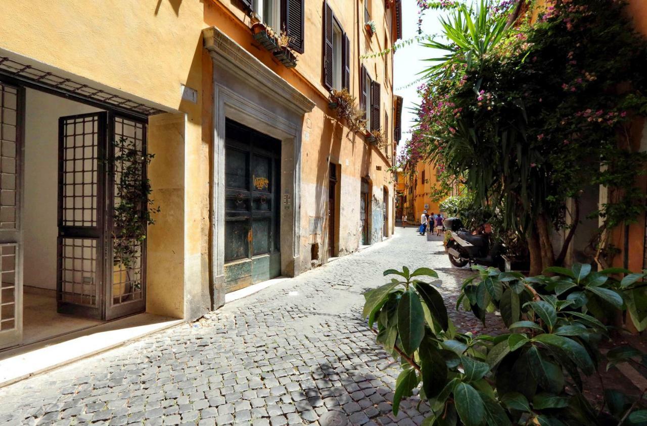 Design Loft Campo Dei Fiori Apartment Rome Bagian luar foto